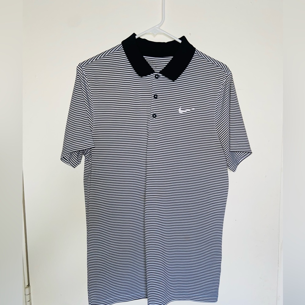 Men’s Nike golf shirt